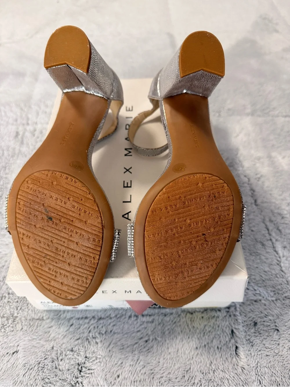 Alex Marie Halmartwo Silver Rhinestone Block Heel Sandals 7.5 Wide